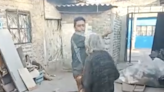 Hombre que golpeó brutalmente a su abuela con un tubo en la cabeza es detenido en México