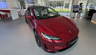 Tesla Malaysia begins Model 3 Performance deliveries, over 100 units this weekend