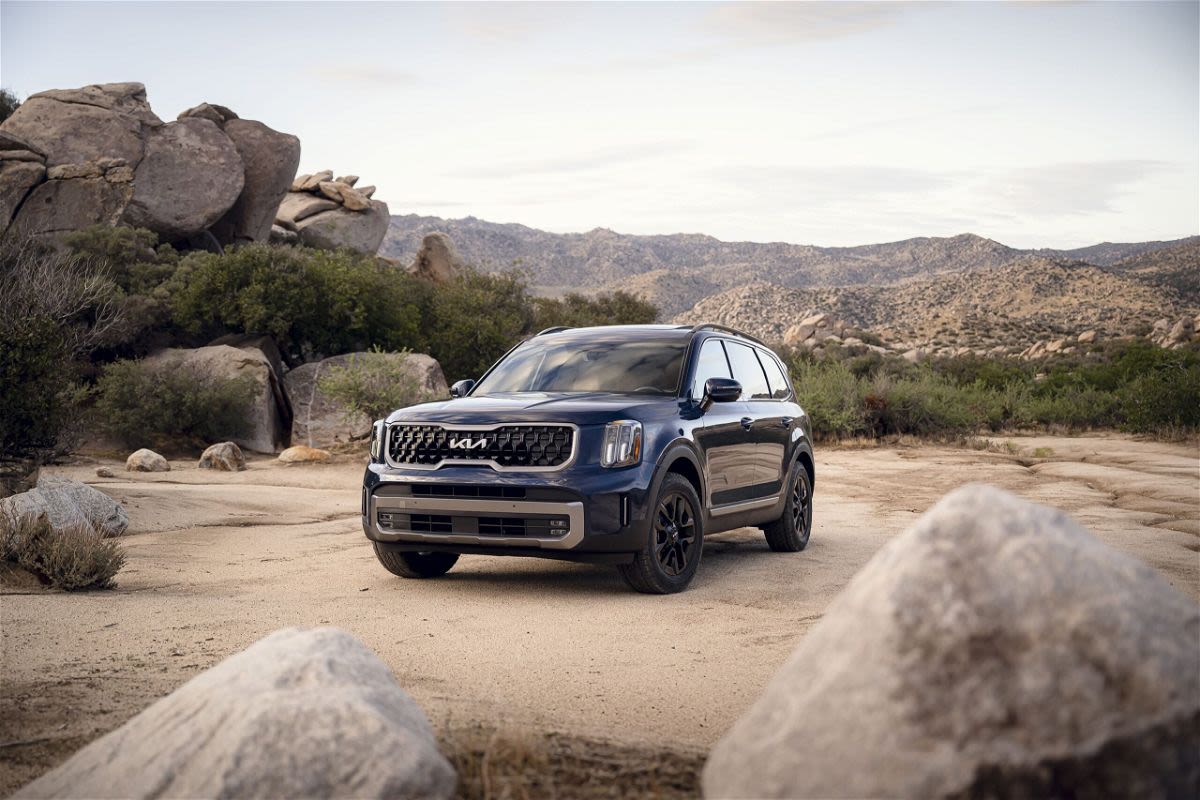 Kia recalling 463,000 Telluride SUVs because the front seats can catch fire – KION546