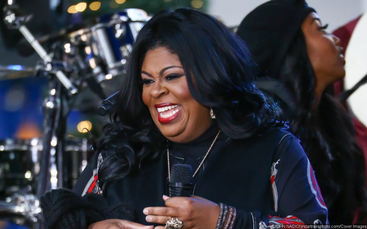 Kim Burrell Draws Mixed Reactions After Apologizing to LGBTQ Community for Past Homophobic Comments