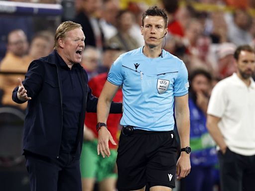 Koeman: VAR 'destroying' game after England pen