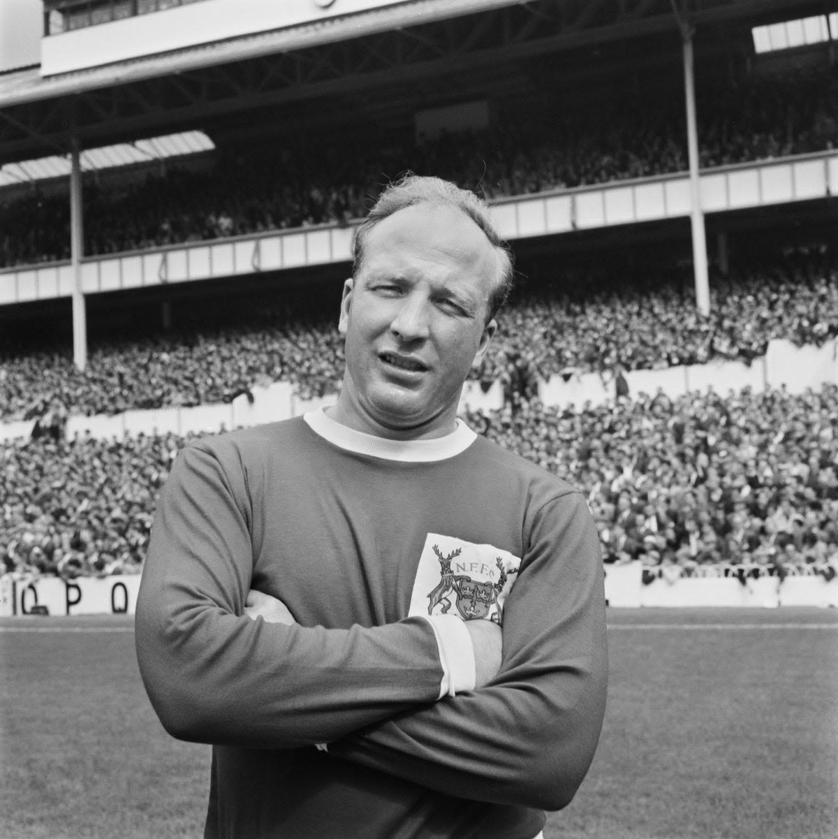 Jeff Whitefoot: Former Manchester United star and original 'Busby Babe' dies aged 90