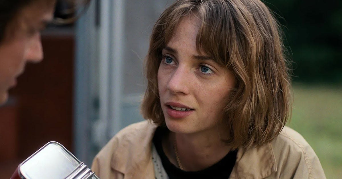 Stranger Things' Maya Hawke won't give out season 5 spoilers, even to her dad Ethan Hawke