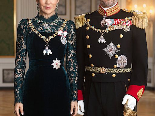 Federico y Mary de Dinamarca estrenan su primer retrato oficial de gala como Reyes