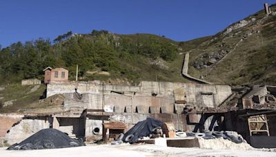 Vox denuncia la demolición de las chimeneas de La Soterraña, de valor patrimonial