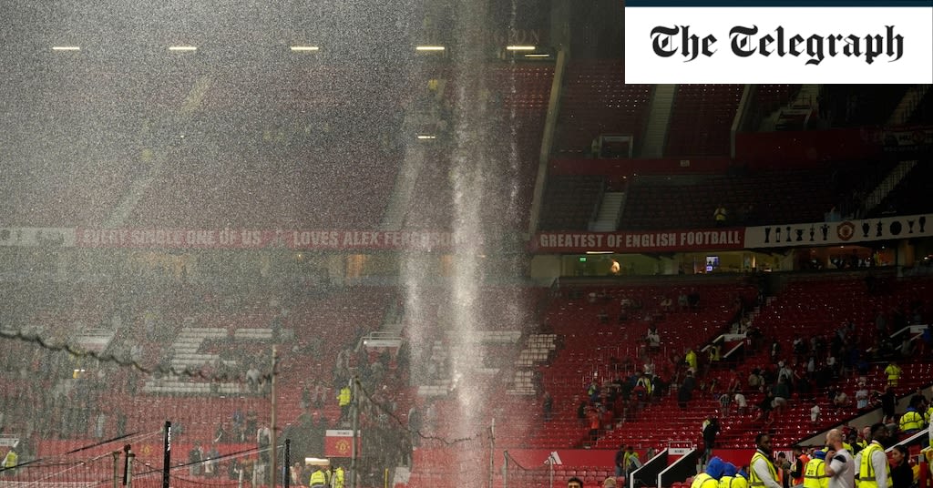 Watch: Arsenal dressing room floods inside Old Trafford after victory over Manchester United