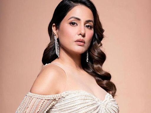 ‘Scarred not scared’: Hina Khan wishes her breast cancer journey to be courageous and motivating