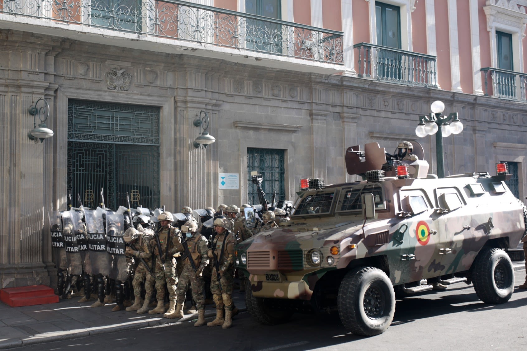 "Democracy must be respected": Assault on Bolivia's presidential palace fails