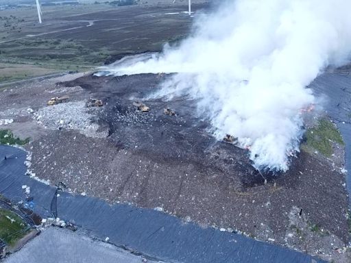 Edinburgh and West Lothian residents smell 'burning plastic' as massive fire rages 30 miles away