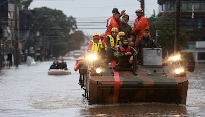 Vuelven las lluvias y se dispara la cifra de evacuados por las inundaciones en el sur de Brasil