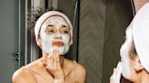 Skincare: conheça os riscos de meninas cuidarem da pele por conta própria