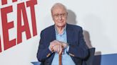 Michael Caine anuncia su retiro y confirma que 'The Great Escaper' será su última película