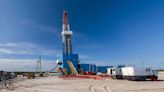 Permian Basin Fuels New Texas Oil Boom, Lifting Shale Oil Stocks Near Buy Points