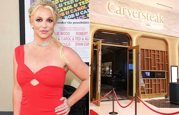 Britney Spears Spotted Enjoying a Cocktail and ‘Interacting with Fans’ at Las Vegas Hotspot
