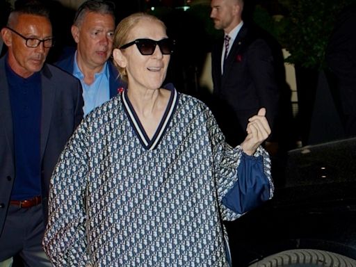 JO 2024 : Celine Dion réinvente le look sportswear dans un ensemble signé Dior