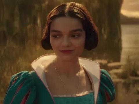 No, Snow White’s Rachel Zegler Wasn’t Fired By Disney