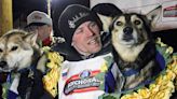 5-time Iditarod Champion Dallas Seavey Shoots and Guts Moose That Injured His Dog During Race