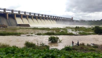 Water level reaches close to the brim at Tungabhadra Reservoir in Hosapete