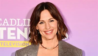 Jennifer Garner Has the Same 'One Ask' Every Mother's Day 'Even Though It's Ridiculous at This Point' (Exclusive)