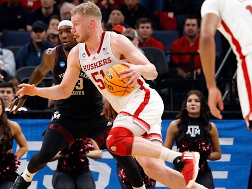 Nebraska forward Rienk Mast will have knee surgery and miss the season