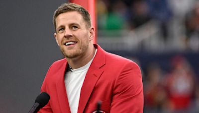 Texans legend J.J. Watt still looks in playing shape after posting new photo