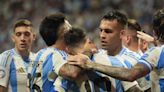 Argentina sonríe con dos pases mágicos de Messi