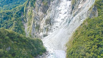 花蓮 凱米豪雨沖刷 2堰塞湖消失 - 地方新聞