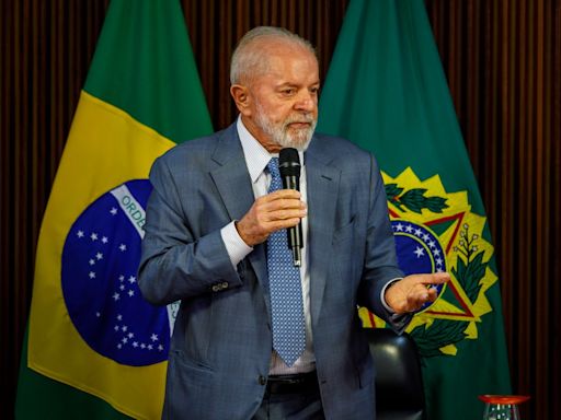 Lula conversou com Dilma Rousseff e Sergio Gabrielli sobre Petrobras antes de demitir Prates