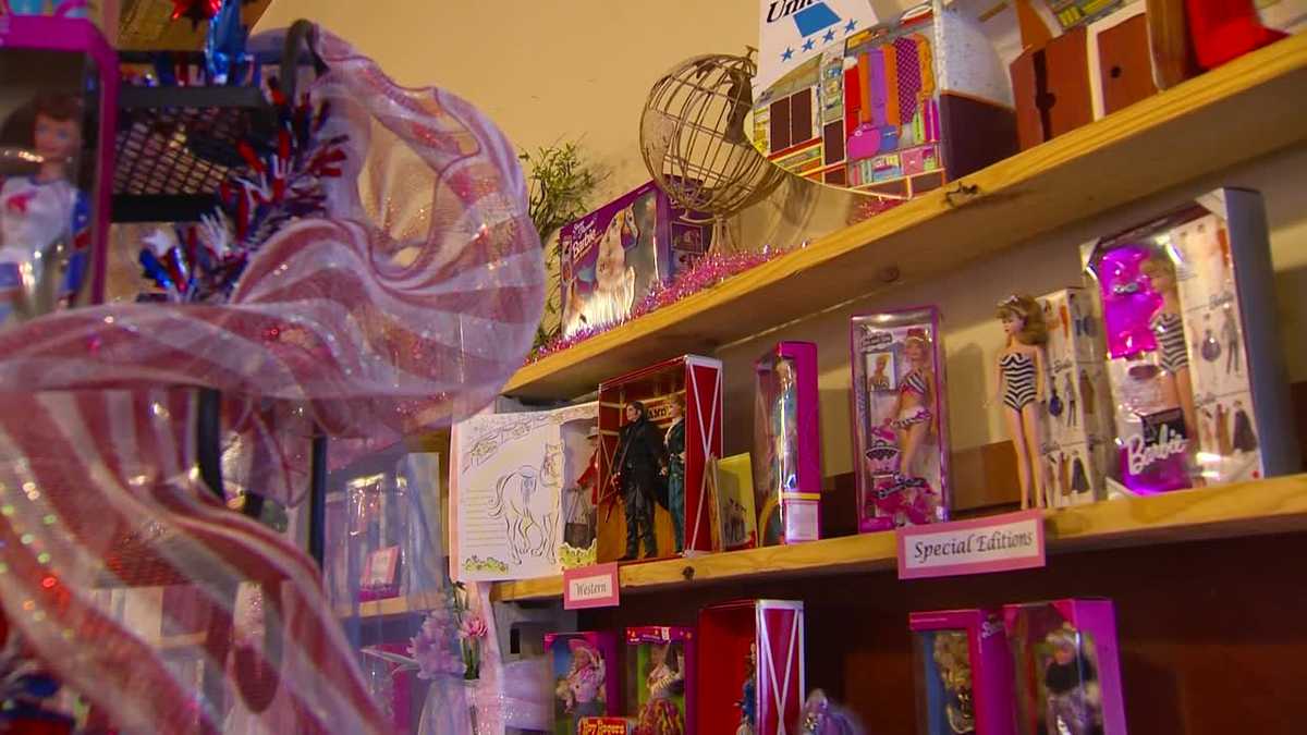 Massive Barbie doll collection creates 'pinkified downtown' in Jefferson