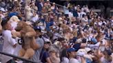 Dodgers reciben miles de perros en sus gradas