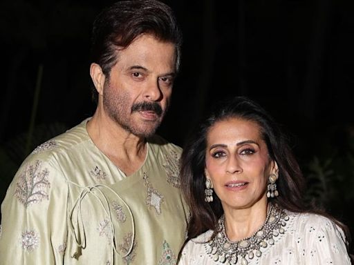 Anil Kapoor Describes His Wife Sunita Kapoor As 'Bigg Boss' Of The Family