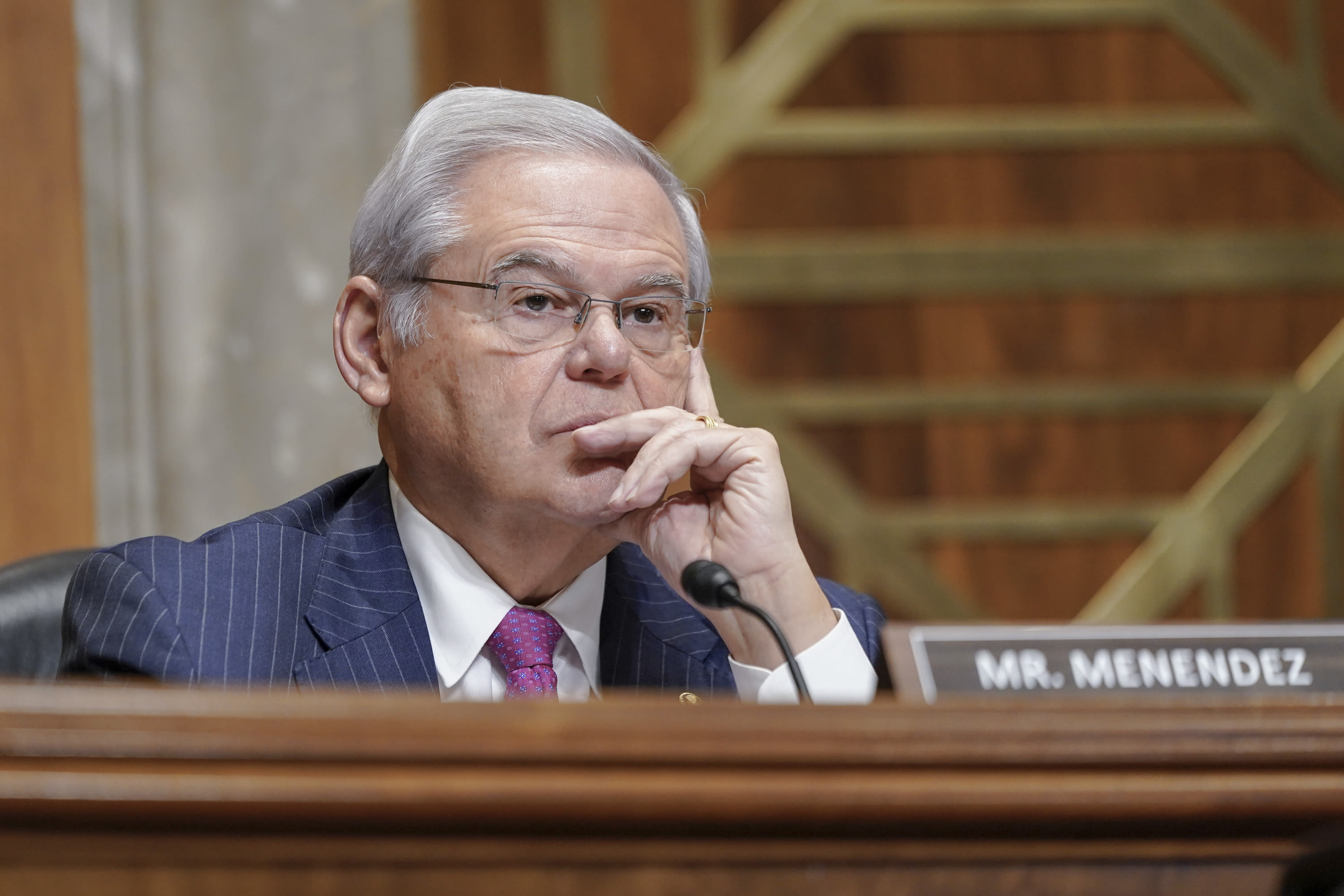 Another suggested Menendez ethics defense in bribery trial: Ignorance and age