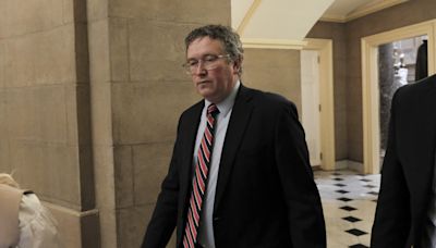 Thomas Massie's Russia ties resurface ahead of Ukraine aid vote