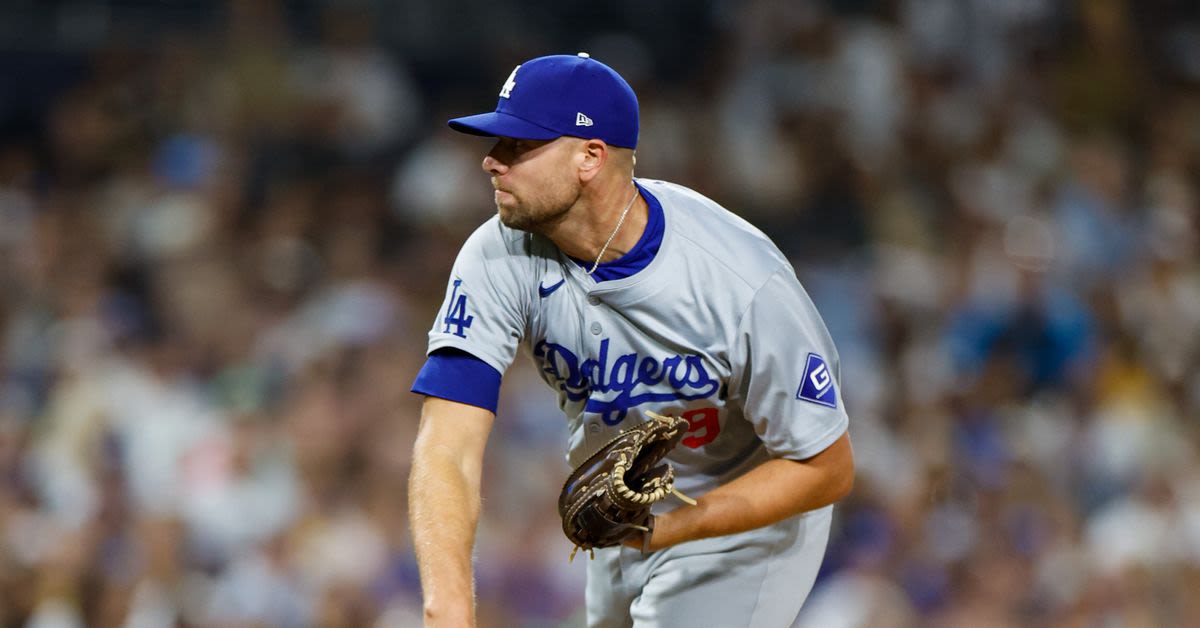 Dodgers blow another 5-run lead in loss to Padres