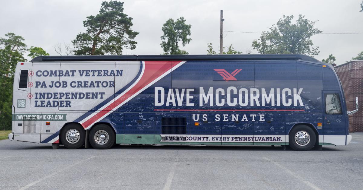Rep. Dave McCormick meets with veterans in Ephrata as part of Senate campaign [photos]