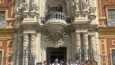 El Instituto Nuestra Señora de la Cabeza y el Instituto Jándula de Andújar, invitados de honor en el Palacio de San Telmo de Sevilla