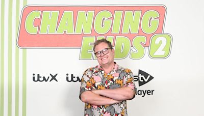 Alan Carr says his childhood bullies have asked him to sign their copies of his memoir