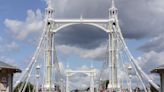 Albert Bridge: London drivers charged £630,000 in fines after weight restriction