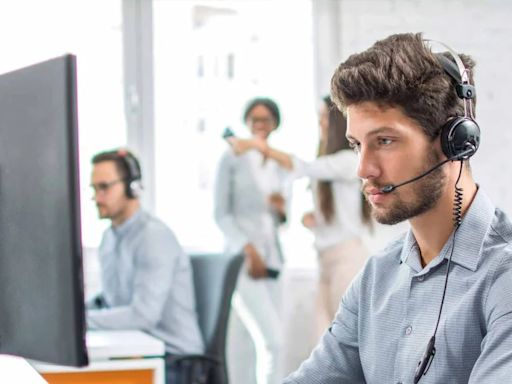 Cuánto ganan los trabajadores de call center en agosto 2024 en Argentina