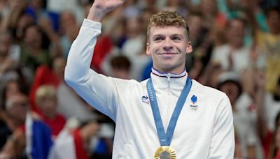 After coaching Michael Phelps, SC native leads another swimmer to record-breaking win in Paris