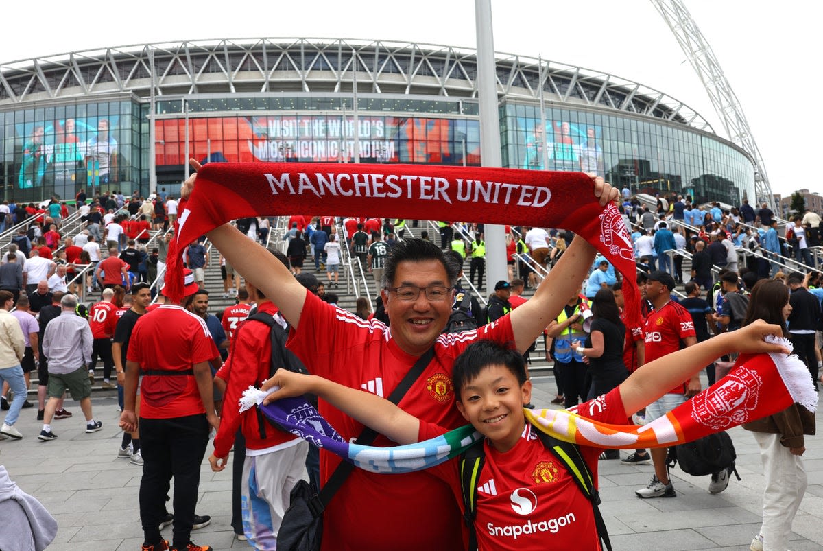 Man City vs Manchester United LIVE: Community Shield latest score and updates as Mainoo and Rashford start