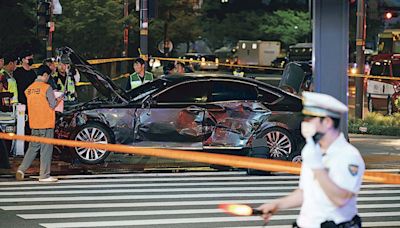 首爾遊客區車剷行人路 9死4傷