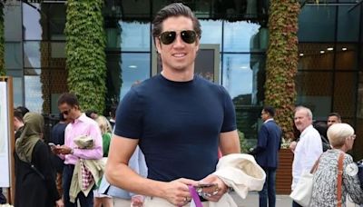 Vernon Kay hits back after fans accuse him of wearing 'padded shirt' in Wimbledon snap