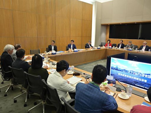 港府高層集思會 李家超：經濟轉型期必須創新懂變