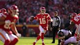 Mahomes throws 4 TD passes as Chiefs beat Jaguars 27-17