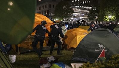 Protestas propalestina en la Universida de Columbia: el desalojo policial dejó casi 300 detenidos y sospechan de “agitadores externos”