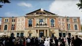 Bayreuther Festspiele - Die Show Lohengrin