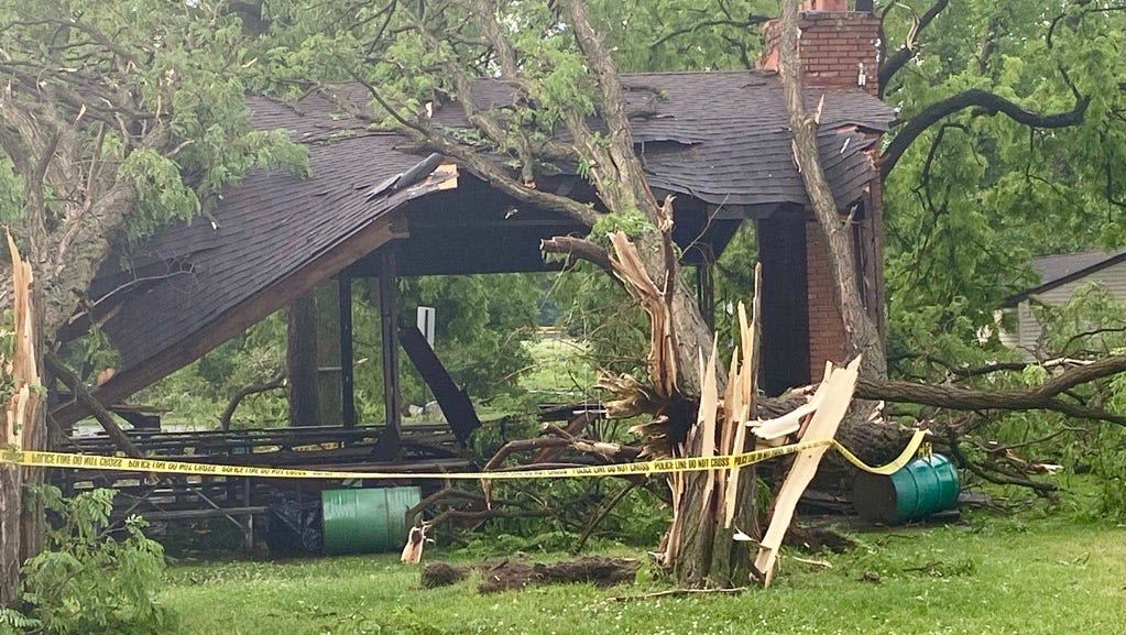 Tornado sweeps through Livonia, killing 2-year-old