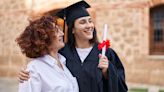 10 Actually Useful College Grad Gifts Perfect for Your Daughter (Or Any Other Grad!)