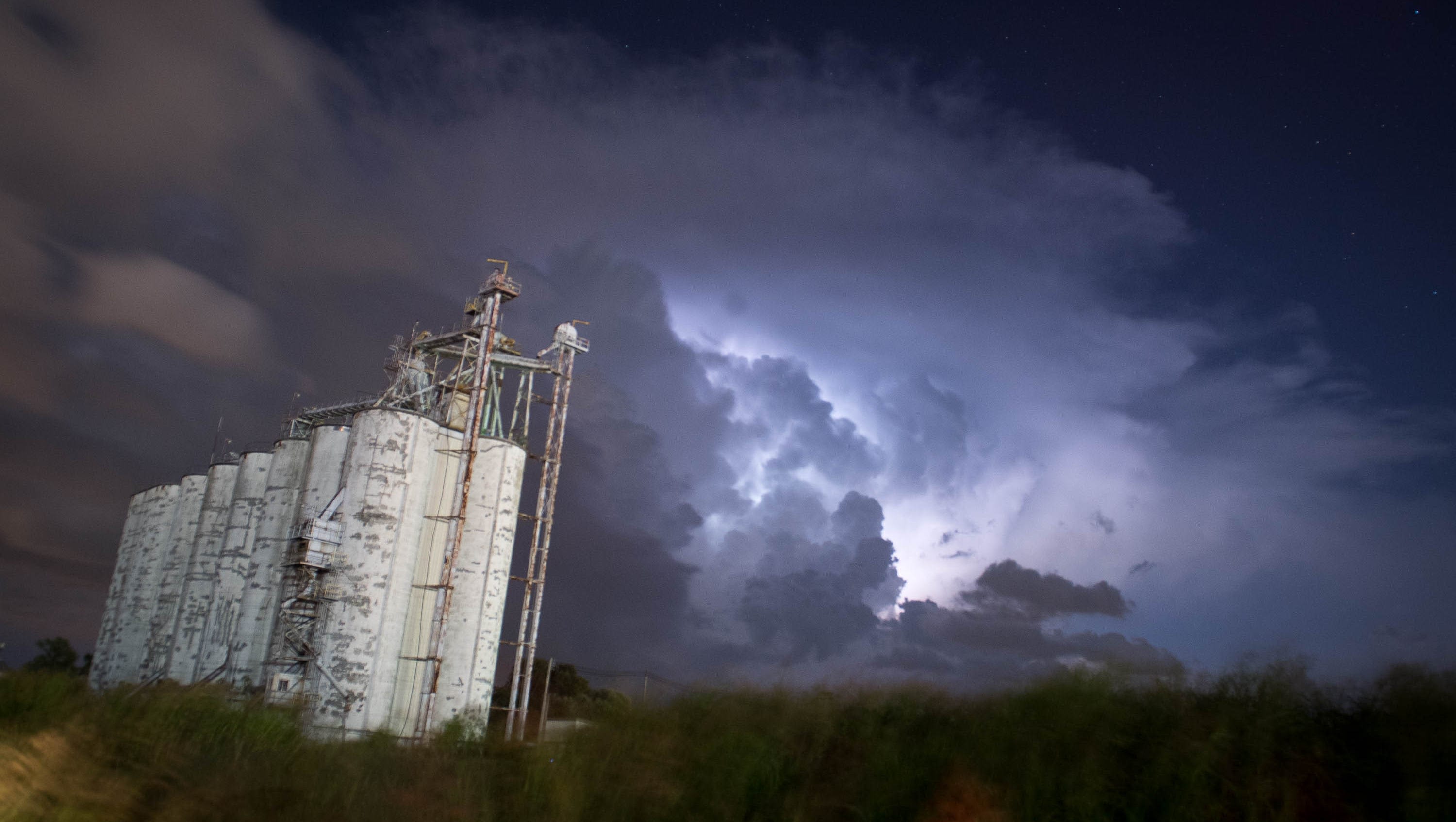 UPDATES: Tornadoes, severe weather impacting Tri-State